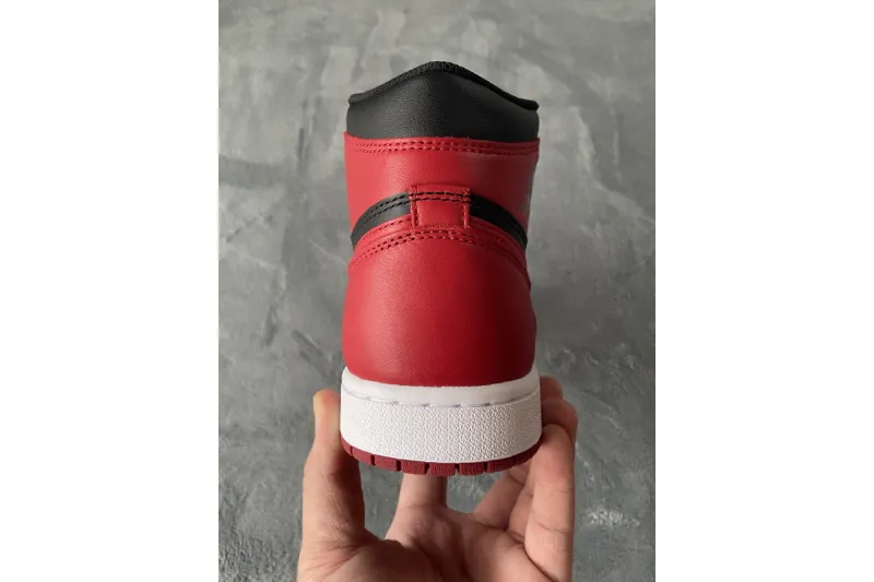 Reps StockX Shoes Air Jordan 1 High Banned Red 555088-001 ??