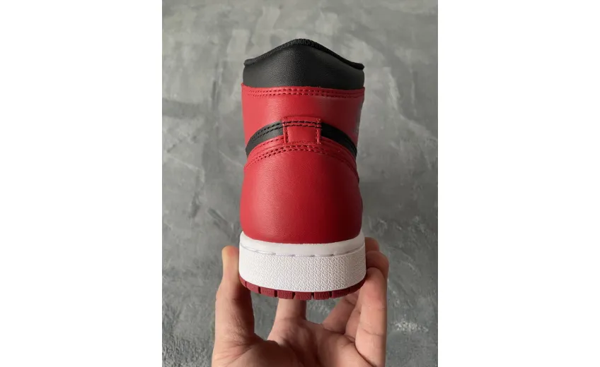 Reps StockX Shoes Air Jordan 1 High Banned Red 555088-001 ??
