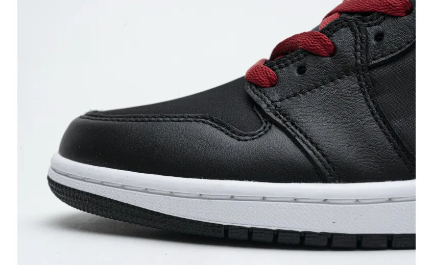 Reps StockX Shoes Air Jordan 1 Retro High OG “Black Satin Gym Red” 555088-060??