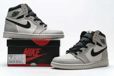  Air Jordan 1 Retro High OG NYC to Paris CD6578-006 01
