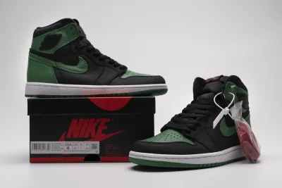  Air Jordan 1 Retro High OG Pine Green 555088-030 01