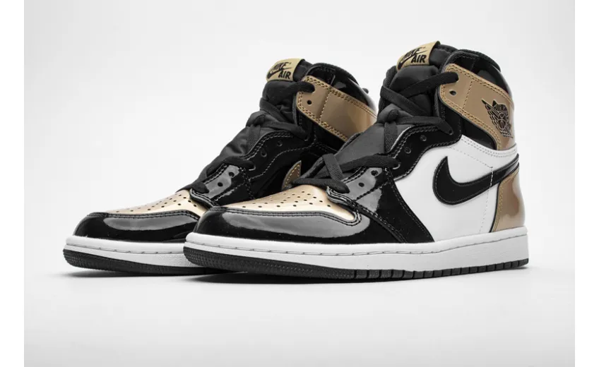 Reps StockX Shoes Air Jordan 1 Retro High OG “Gold Toe” 861428-007??