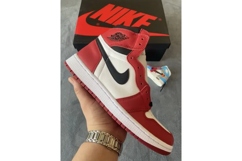 Reps StockX Shoes Air Jordan 1 High OG Chicago Red 555088-101??