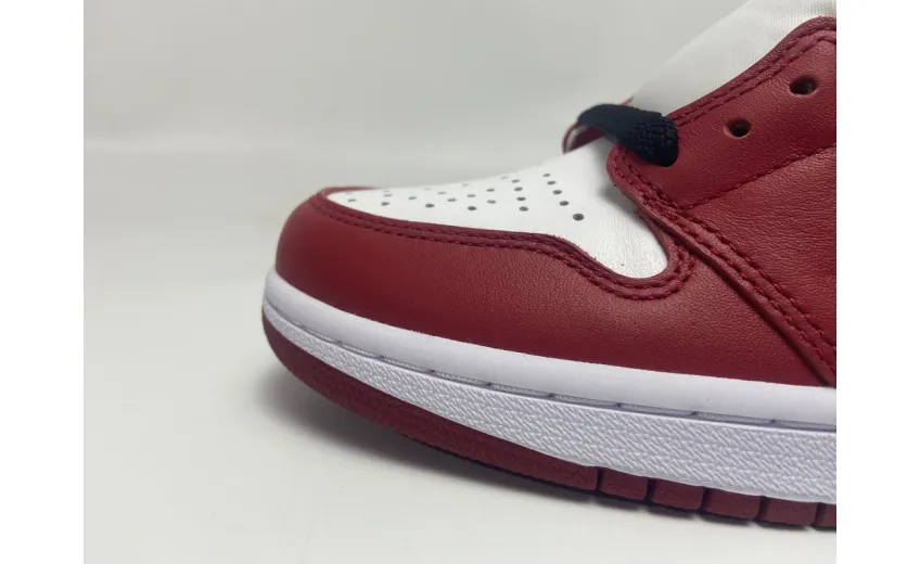 Reps StockX Shoes Air Jordan 1 High OG Chicago Red 555088-101??