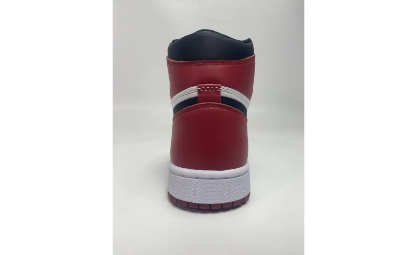 Reps StockX Shoes Air Jordan 1 High OG Chicago Red 555088-101??