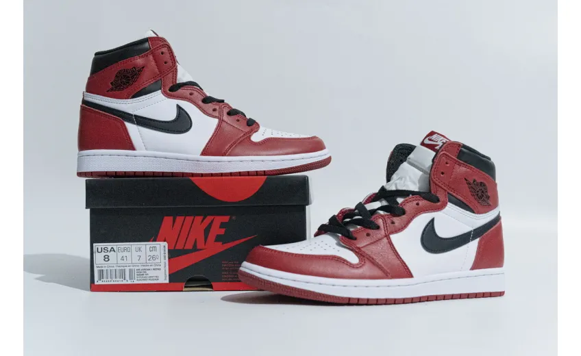 Reps StockX Shoes Air Jordan 1 High OG Chicago Red 555088-101??