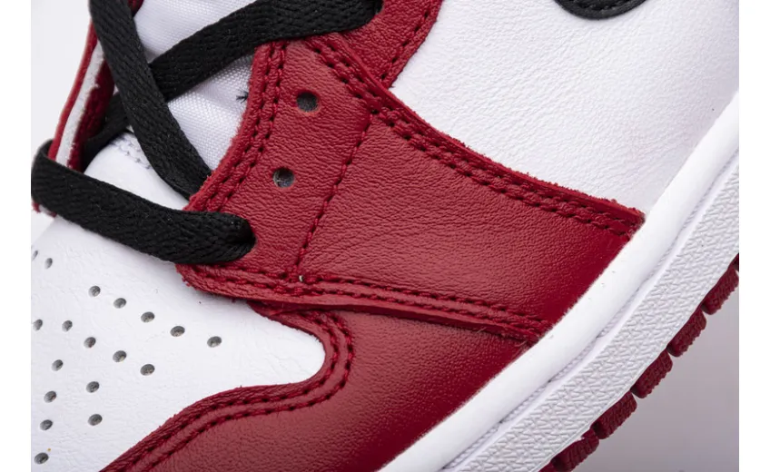 Reps StockX Shoes Air Jordan 1 High OG Chicago Red 555088-101??