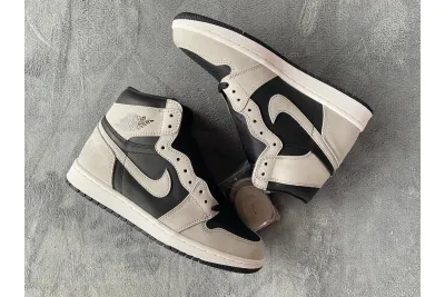  Air Jordan 1 Shadow 2.0 Black Light Smoke Grey 555088-035 02