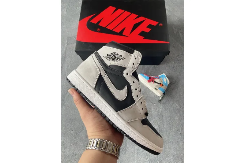 Reps StockX Shoes Air Jordan 1 Shadow 2.0 Black Light Smoke Grey 555088-035??