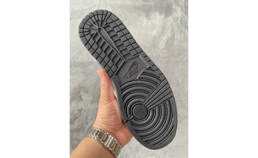 Reps StockX Shoes Air Jordan 1 Shadow 2.0 Black Light Smoke Grey 555088-035??