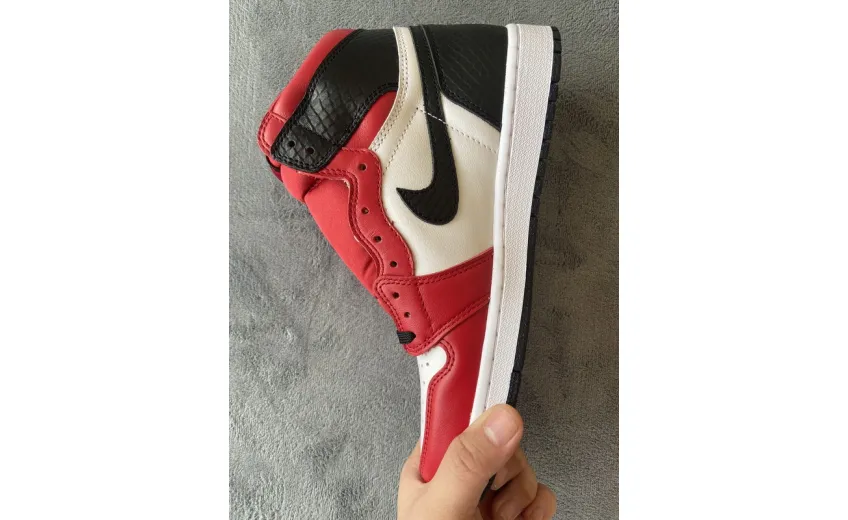 Reps StockX Shoes Air Jordan 1 High Satin Snakeskin CD0461-601??
