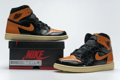  Air Jordan 1 Retro High OG Shattered Backboard 3.0 555508-028 01