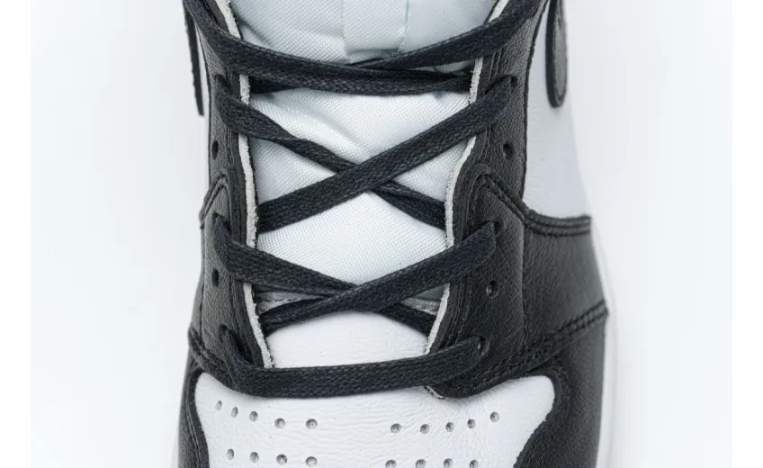 Reps StockX Shoes Air Jordan 1 Retro High Satin 'Black Toe' CD0461-016??