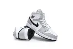 Jordan 1 Mid Light Smoke Grey