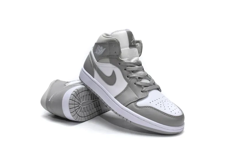 Jordan 1 Mid Linen