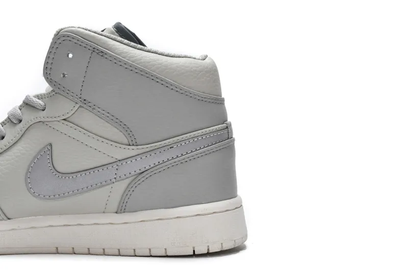 Reps StockX Shoes Air Jordan 1 Mid SE Light Bone 852542-003??