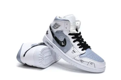  Air Jordan 1 Mid PS5 White Grey Black 554724-130 02