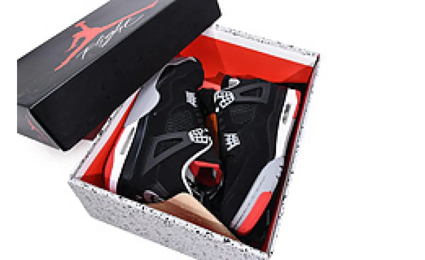 Jordan 4 Bred