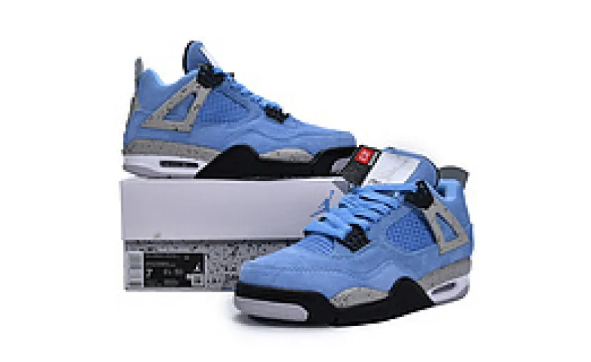 Jordan 4 UNC