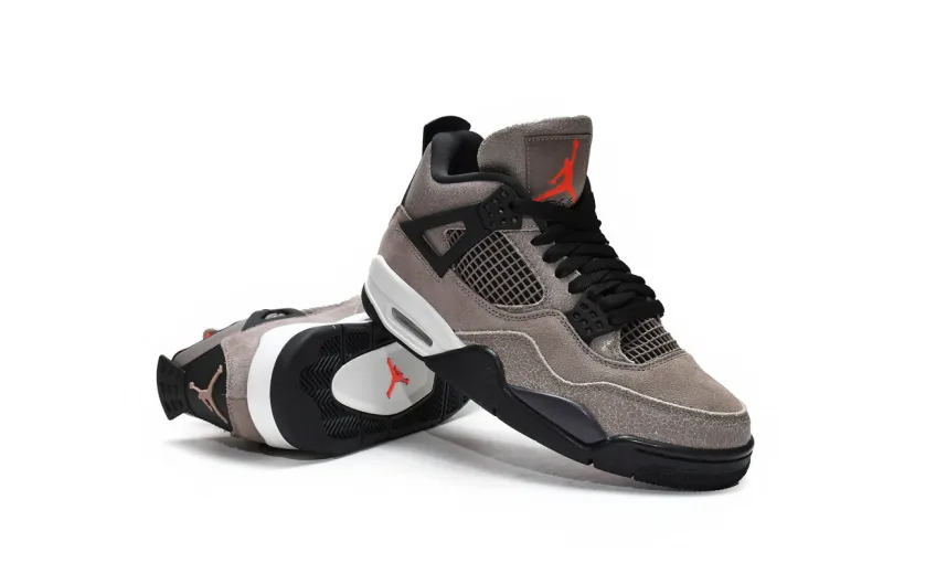 Jordan 4 Taupe Haze 
