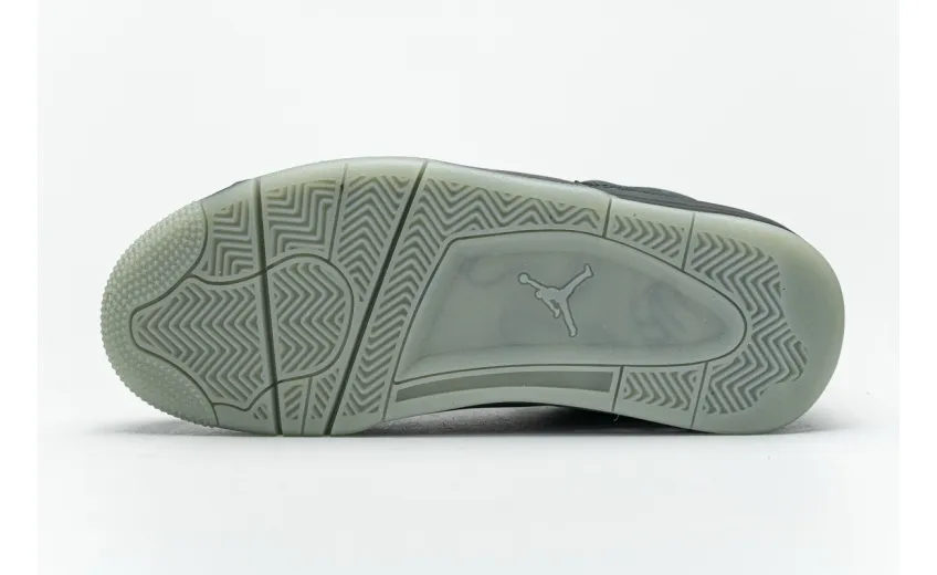 Reps StockX Shoes Air Jordan 4 Retro KAWS Black 930155-001??