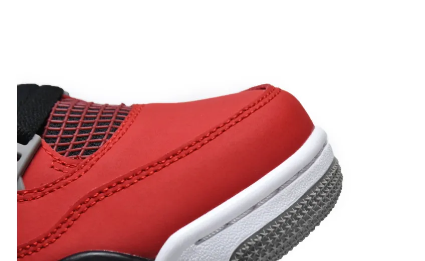 Toro Red 4s