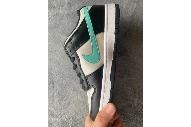 Reps StockX Shoes Nike Dunk SB Low Tiffany Black CW1590-003??