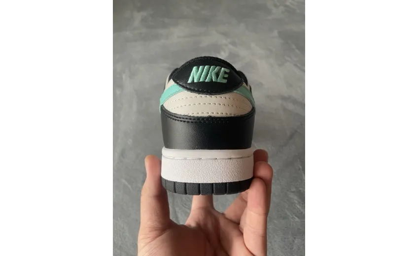 Reps StockX Shoes Nike Dunk SB Low Tiffany Black CW1590-003??