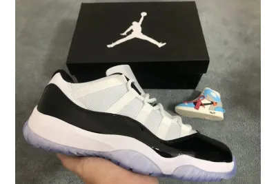  Air Jordan 11 Retro Low Concord Black White 528895-153 02