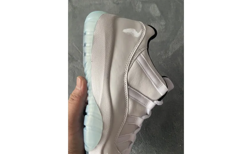 Reps StockX Shoes Air Jordan 11 Retro Low Legend Blue AV2187-117??