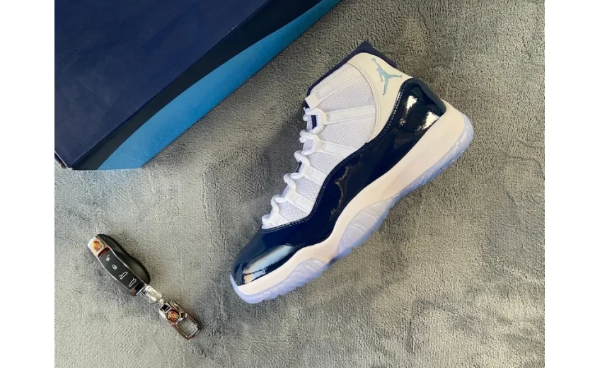 Reps StockX Shoes Air Jordan 11 Retro UNC Win Like 82 Black White 378037-123??