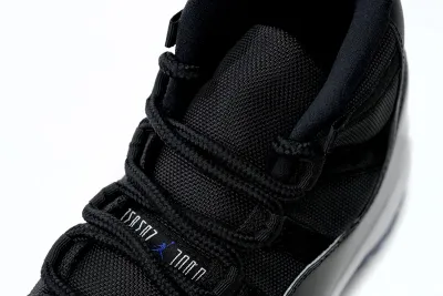 Jordan 11 Retro Space Jam 378037-003 02