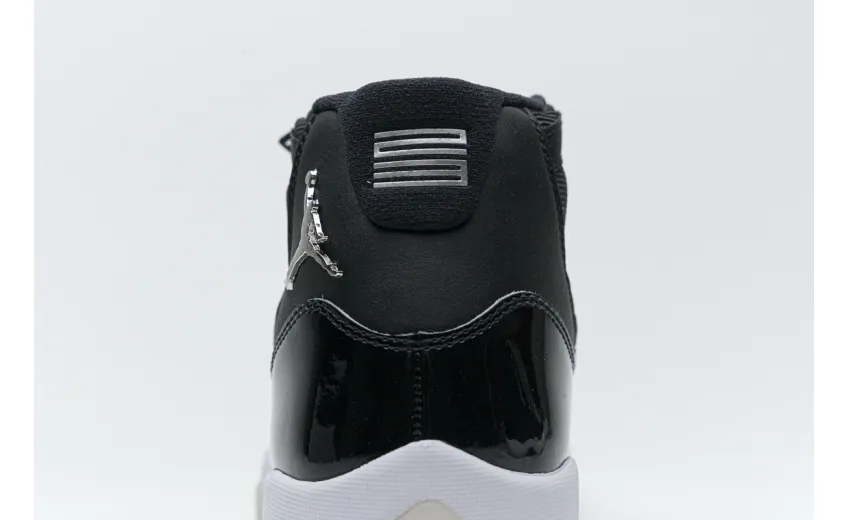 Reps StockX Shoes Air Jordan 11 25th Anniversary Black Silver Eyelets CT8012-011??