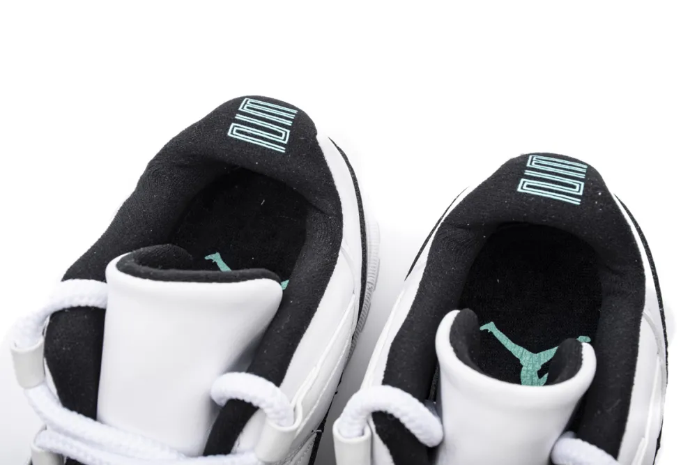 Reps StockX Shoes Air Jordan 11 Emerald Easter Black White 528895-145??