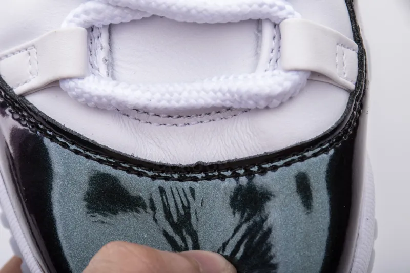 Reps StockX Shoes Air Jordan 11 Emerald Easter Black White 528895-145??