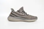 fake yeezy 350 v2 reflective
