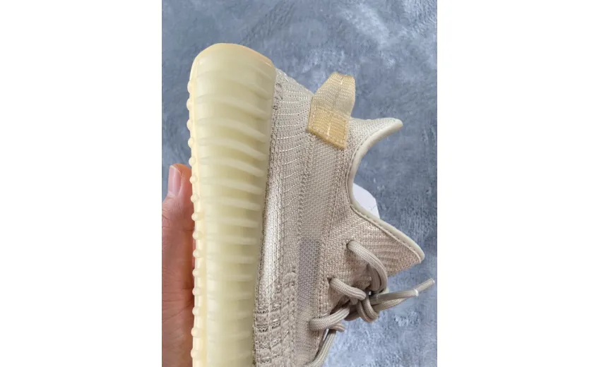 Reps StockX Shoes Adidas Yeezy Boost 350 V2 Light UV Sensitive GY3438??