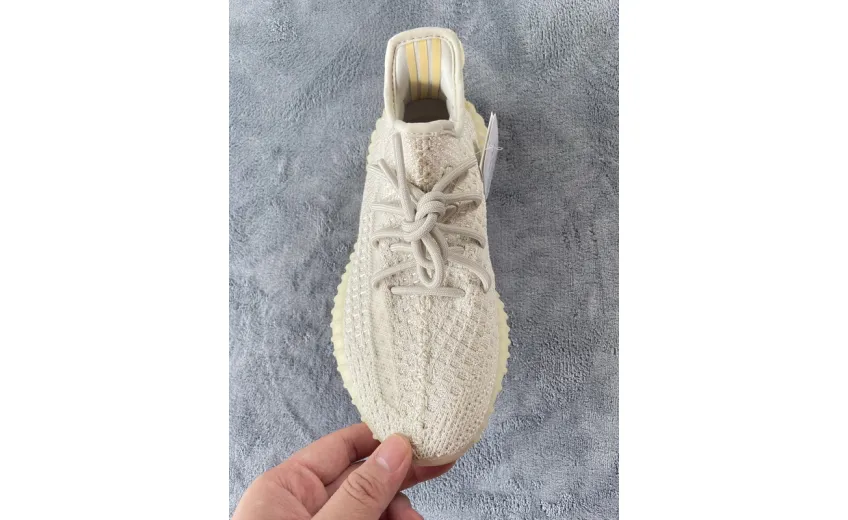 Reps StockX Shoes Adidas Yeezy Boost 350 V2 Light UV Sensitive GY3438??