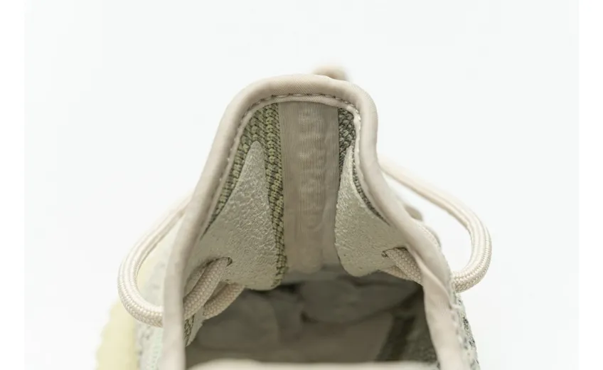 Reps StockX Shoes Adidas Yeezy Boost 350 V2 Citrin Reflective FW5318??