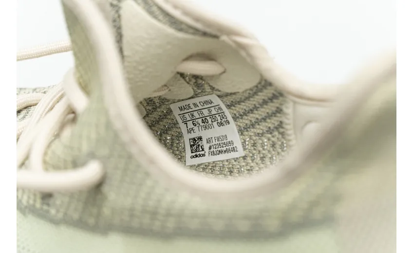 Reps StockX Shoes Adidas Yeezy Boost 350 V2 Citrin Reflective FW5318??