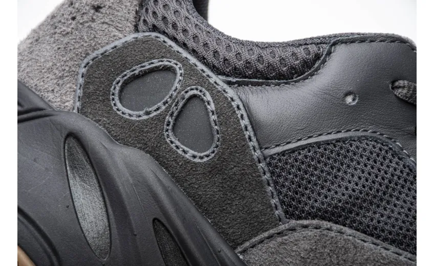 Reps StockX Shoes Adidas Yeezy Boost 700“Utility Black” FV5304??