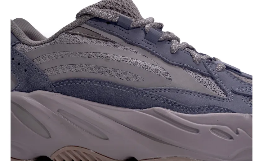 Reps StockX Shoes Adidas Yeezy Boost 700 V2 Enflame Amber Mauve GZ0724??