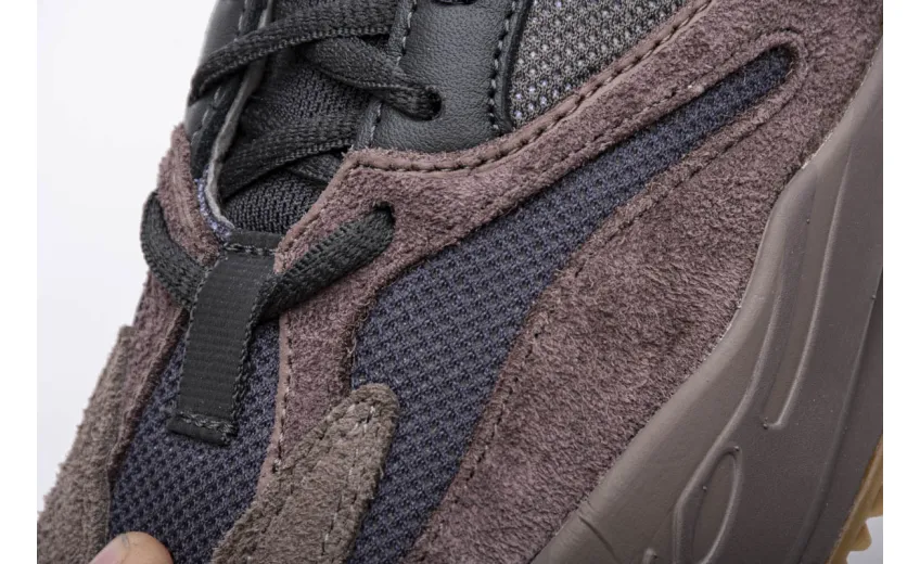 Reps StockX Shoes Adidas Yeezy Boost 700“Mauve” EE9614??