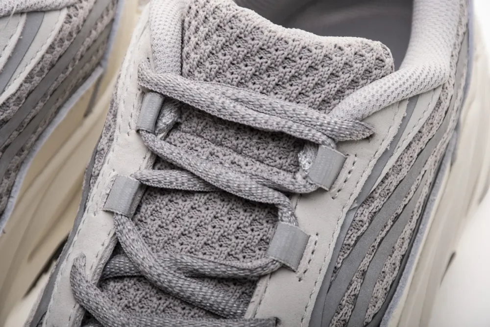 Reps StockX Shoes Adidas Yeezy Boost 700 V2 “Static” White Grey EF2829??