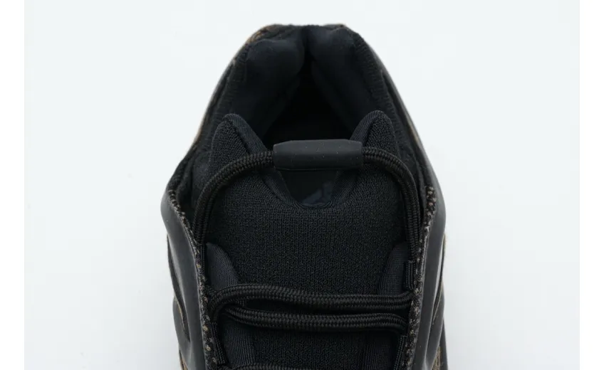  Adidas Yeezy 700 V3 “Eremiel” Black Gold GY0189