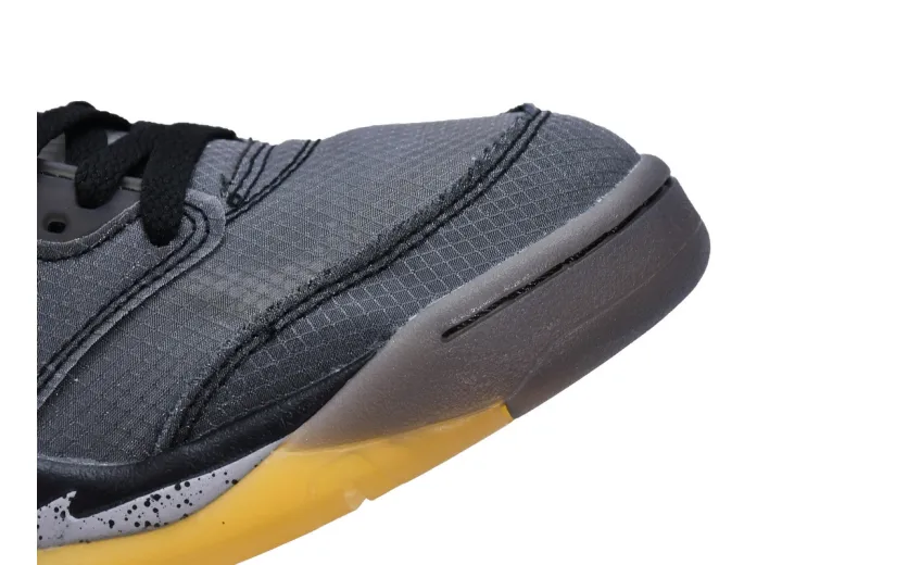  OFF-WHITE x Air Jordan 5 Black CT8480-001 
