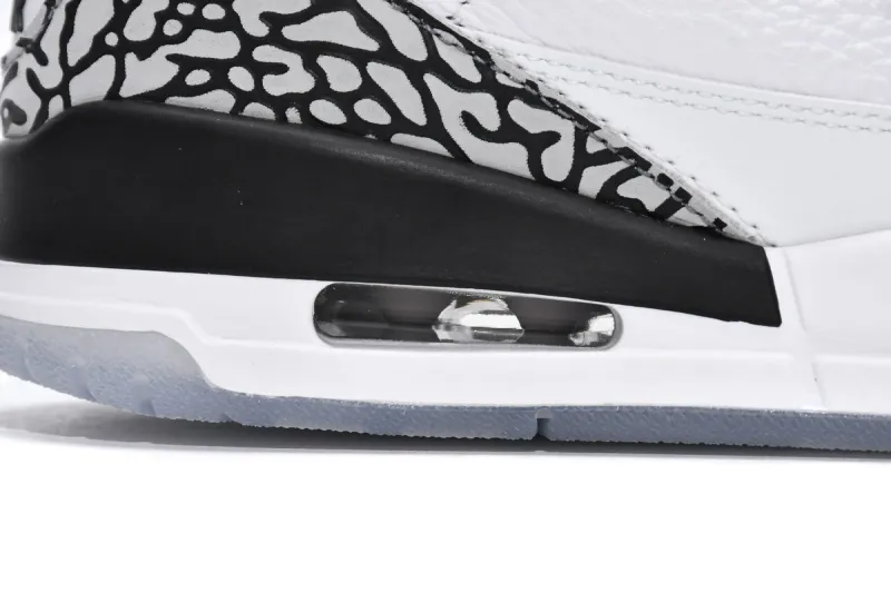  Air Jordan 3 Retro Free Throw Line White Cement 923096-101 