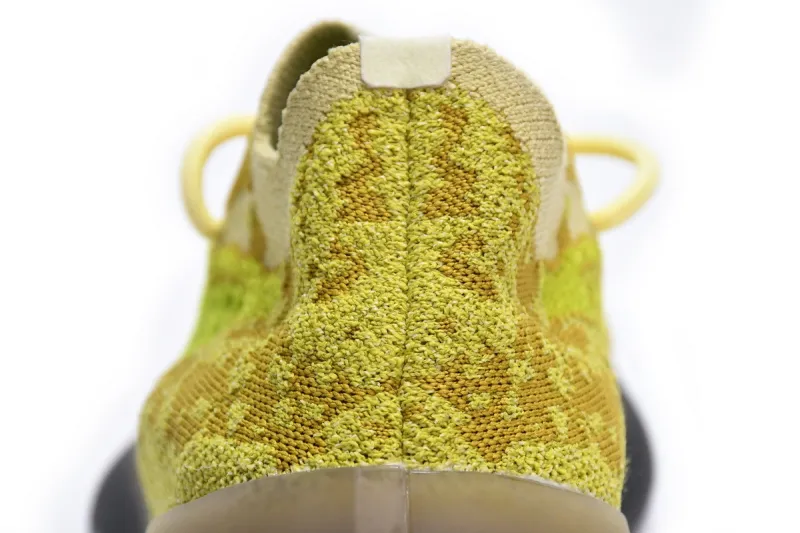  Adidas Yeezy Boost 380 Hylte Glow FZ4991