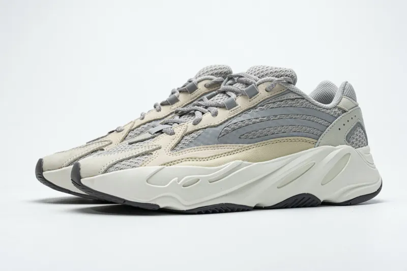  Adidas Yeezy Boost 700 V2 “Cream” GY7924 