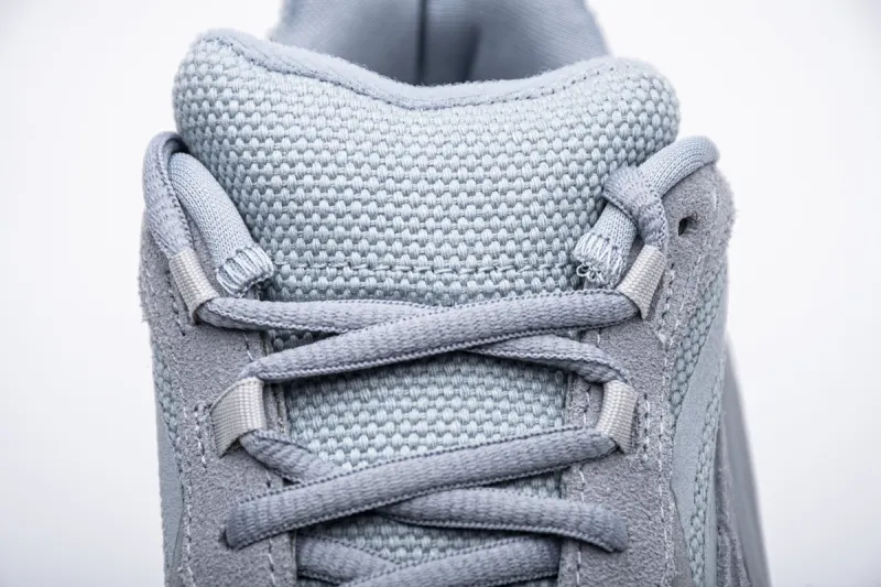  Adidas Yeezy Boost 700 V2 “Hospital Blue”Basf Boost FV8424 